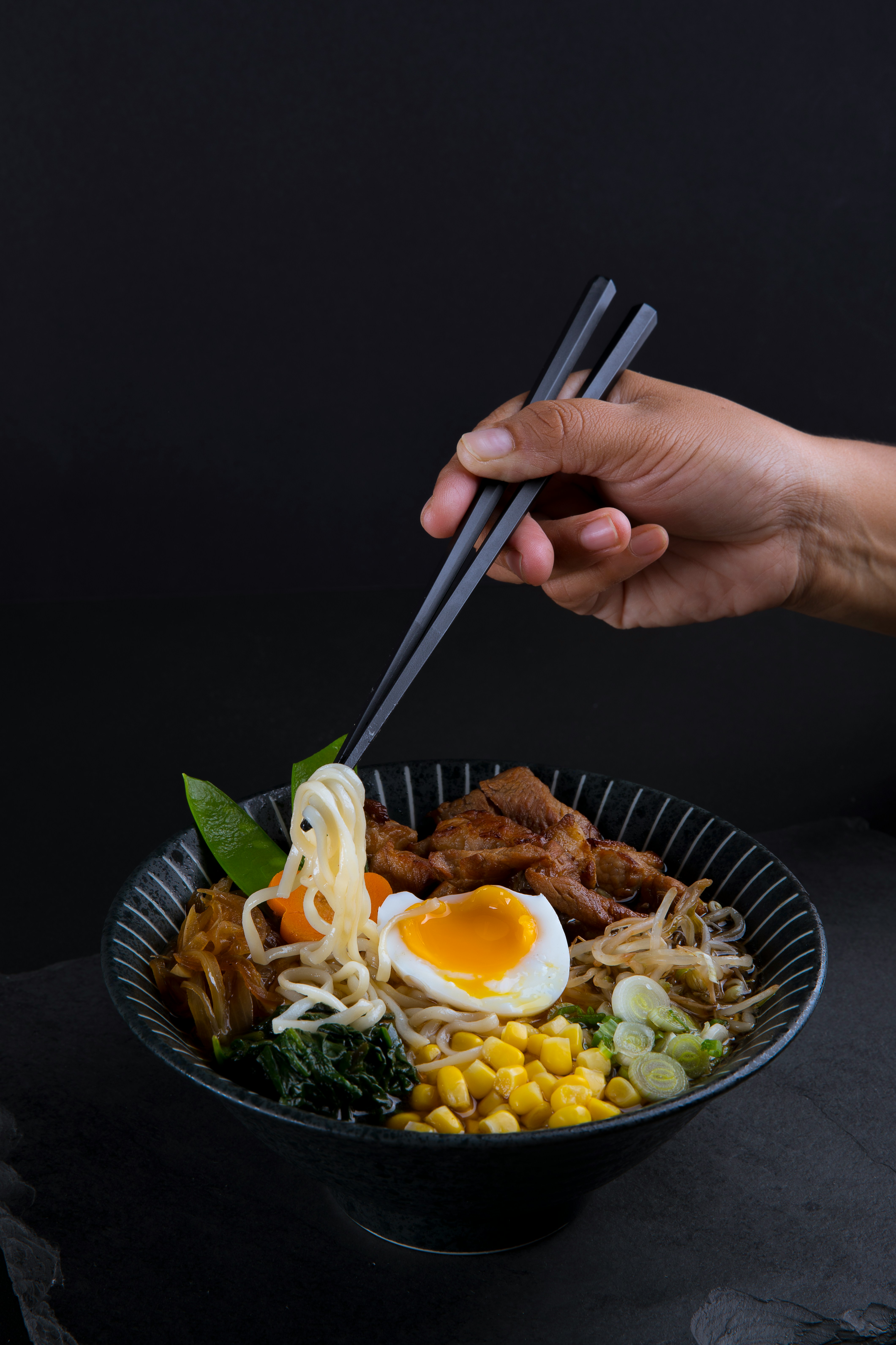 Ramyeon — pikantna zupa z koreańskim makaronem